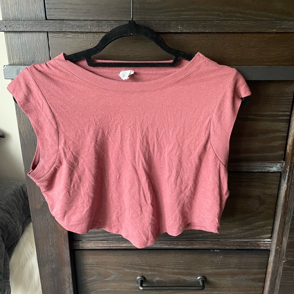 Alo Yoga crop top